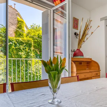 Ferienhaus La Vintage, Maison 150 M2 Au Coeur De Montpellier